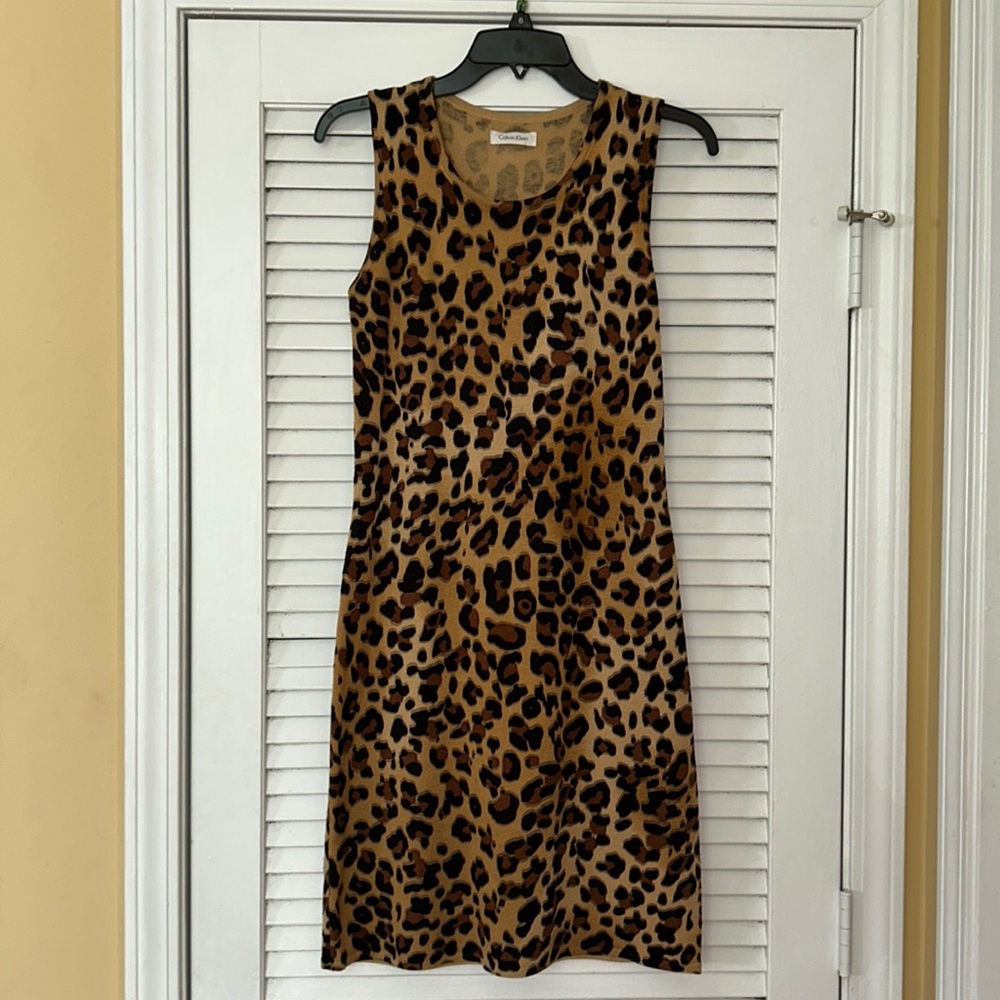 Amazing condition bodycon leopard sweater dress